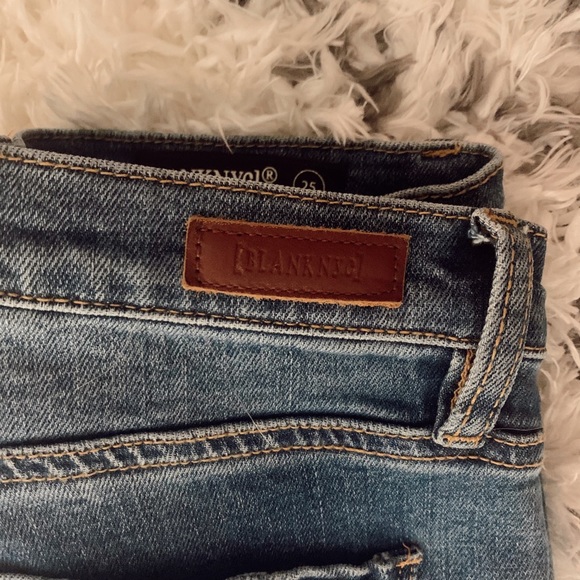 Adorable jeans - Picture 3 of 3